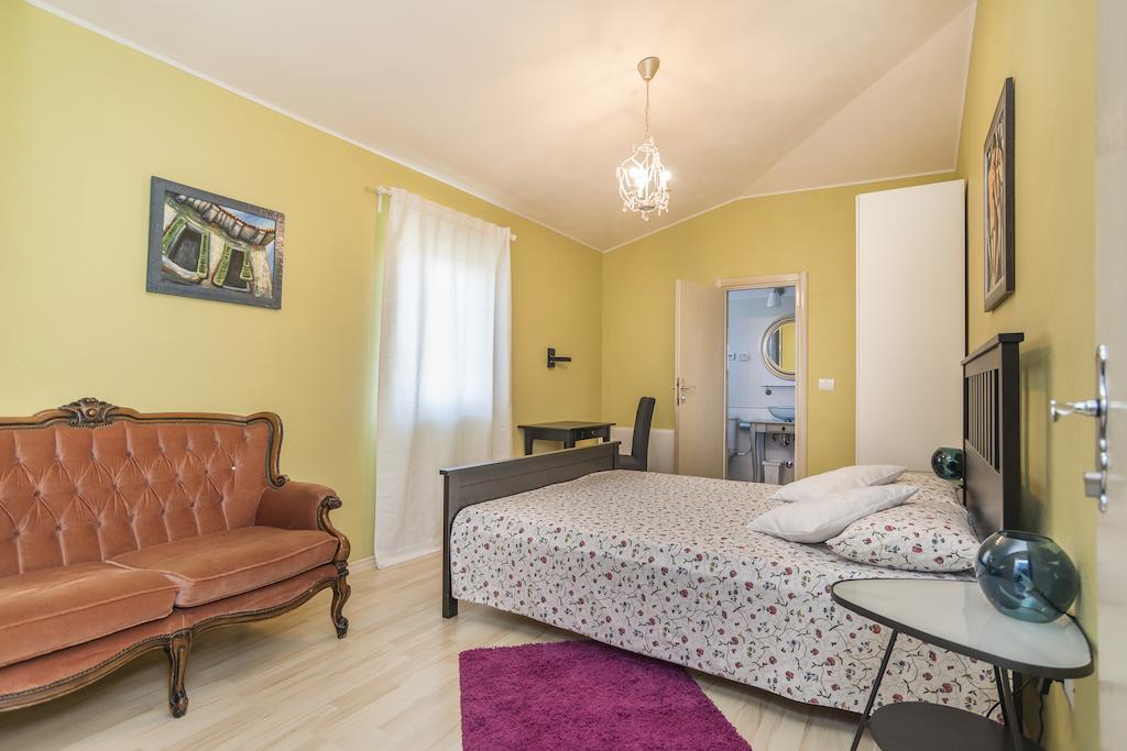Apartments & Rooms Buoni Amici Murine Номер фото