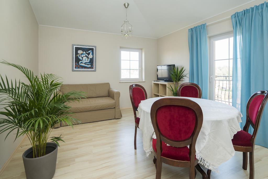 Apartments & Rooms Buoni Amici Murine Номер фото